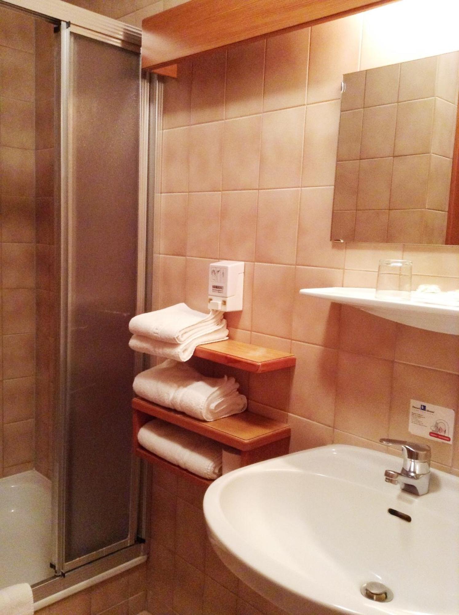Hotel Gruenes Tuerl バート・シャラーバッハ エクステリア 写真