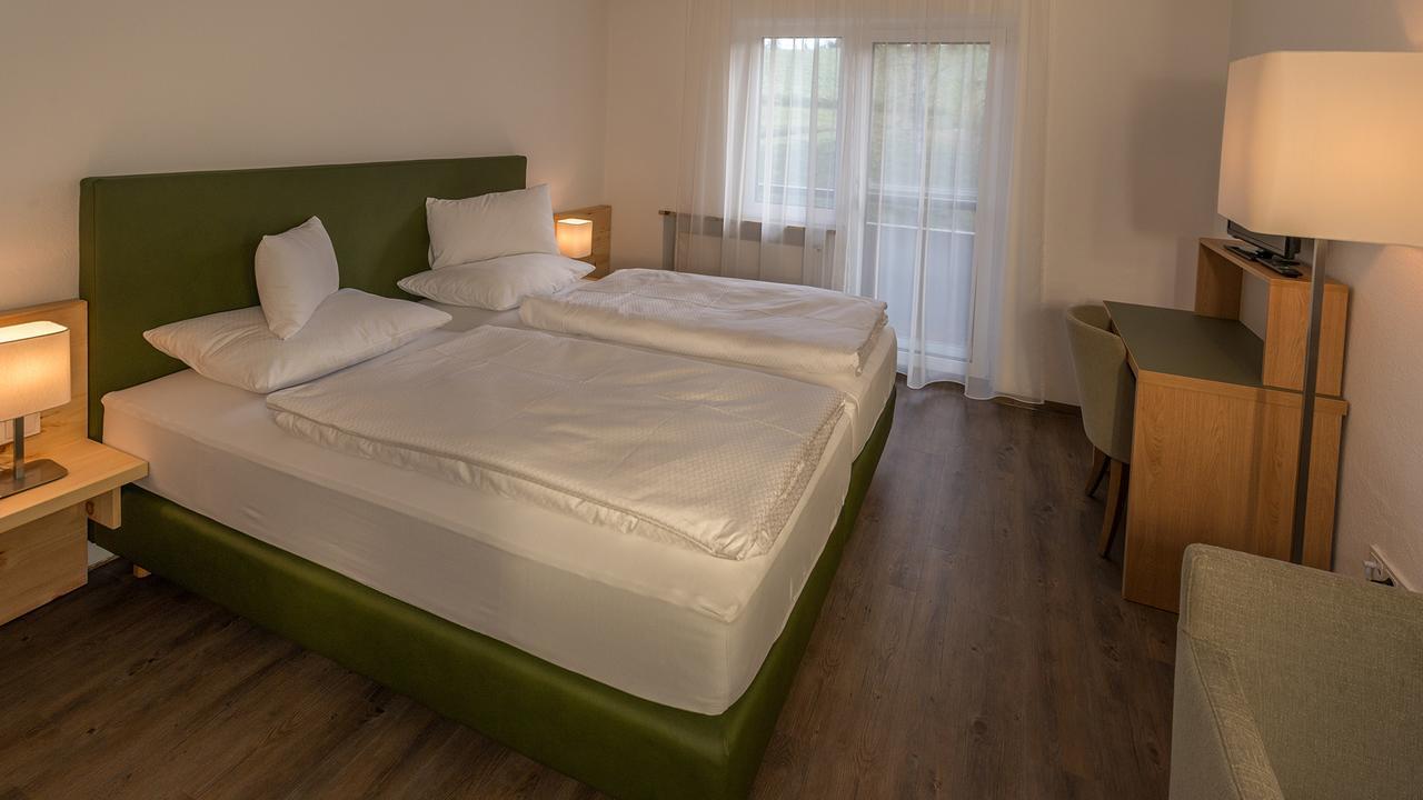 Hotel Gruenes Tuerl バート・シャラーバッハ エクステリア 写真